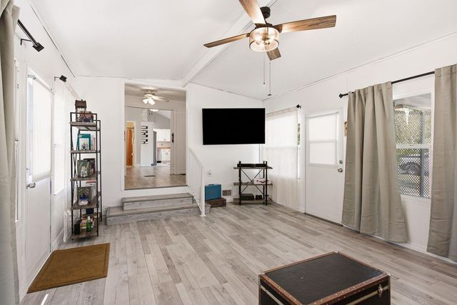 7201 5TH AVENUE N, St Petersburg, FL 33701