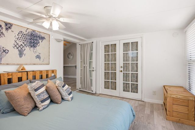 7201 5TH AVENUE N, St Petersburg, FL 33701