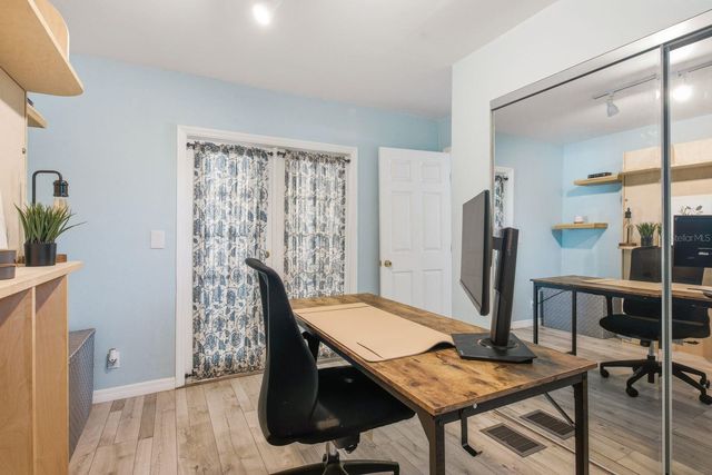 7201 5TH AVENUE N, St Petersburg, FL 33701