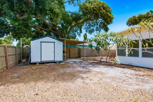 7201 5TH AVENUE N, St Petersburg, FL 33701