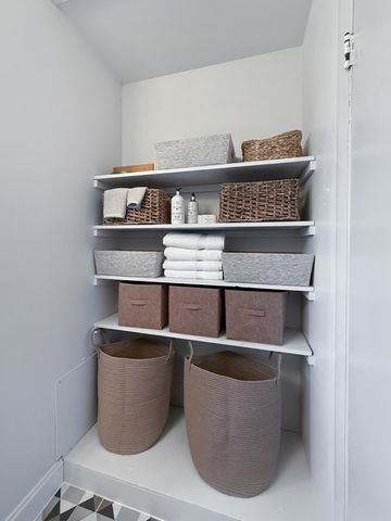 124 N Whistler Avenue B8, Freeport, IL 61032