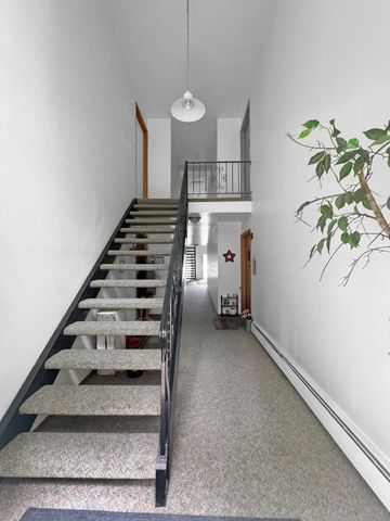 124 N Whistler Avenue B8, Freeport, IL 61032