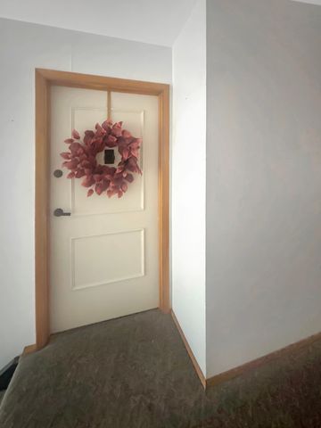 124 N Whistler Avenue B8, Freeport, IL 61032