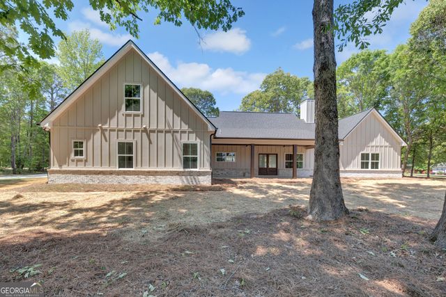 108 Woodcrest Drive, Jackson, GA 30233