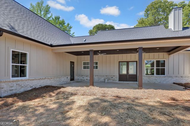 108 Woodcrest Drive, Jackson, GA 30233