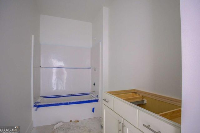 108 Woodcrest Drive, Jackson, GA 30233