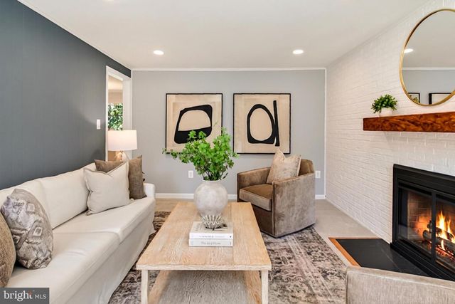4018 ROBERTSON BLVD, Alexandria, VA 22309