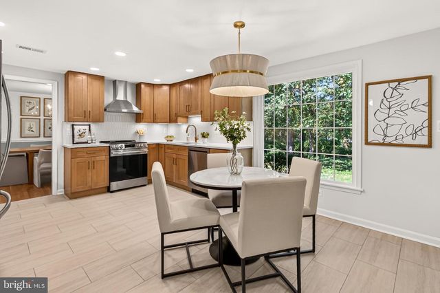 4018 ROBERTSON BLVD, Alexandria, VA 22309