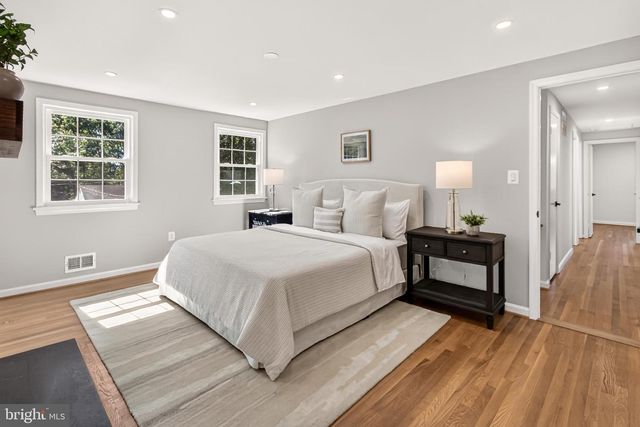 4018 ROBERTSON BLVD, Alexandria, VA 22309