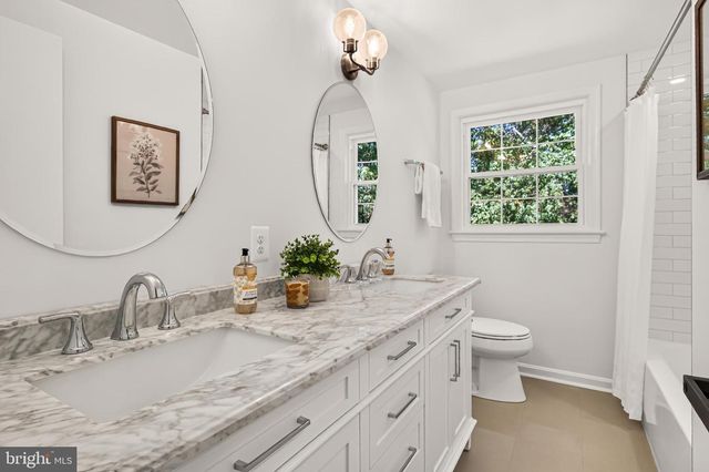 4018 ROBERTSON BLVD, Alexandria, VA 22309