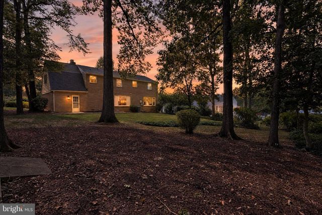 4018 ROBERTSON BLVD, Alexandria, VA 22309