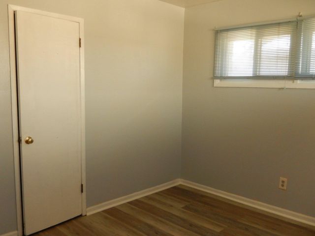 2503 LAUREL DR, Bristol, PA 19007