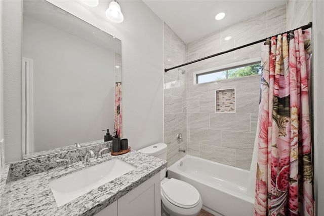 5602 Belmark Street, Houston, TX 77033