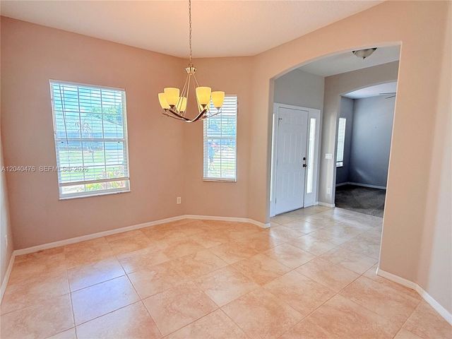 3762 SW Darby Ln, Port St. Lucie, FL 34953
