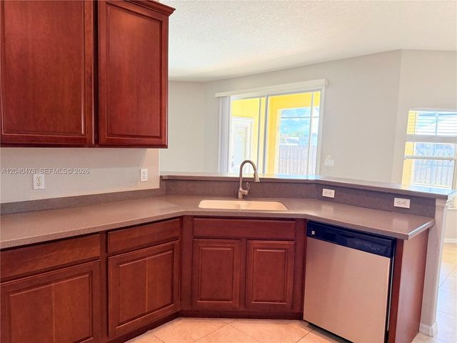 3762 SW Darby Ln, Port St. Lucie, FL 34953