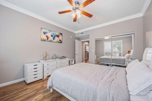 2299 Lone Star Drive 327, Sugar Land, TX 77479