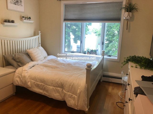 4 O 2, Boston, MA 02127