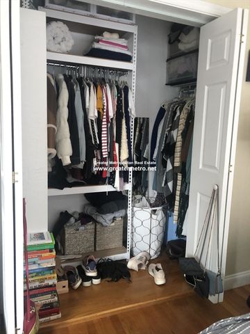 4 O 2, Boston, MA 02127