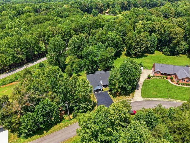 320 Christie Cir, Cookeville, TN 38501