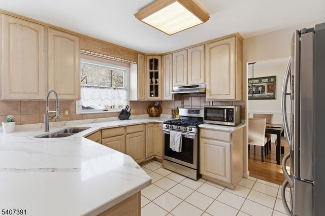 17 Talmage Ave, Bound Brook Boro, NJ 08805