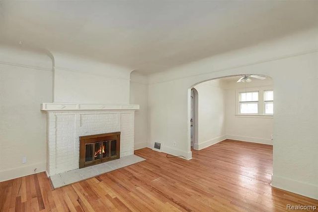 139 Draper Avenue 1, Waterford, MI 48328