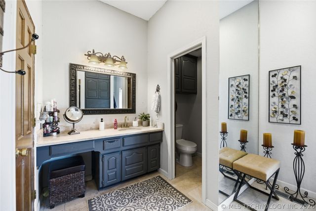 14264 S 217th West Avenue, Kellyville, OK 74039