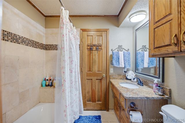 14264 S 217th West Avenue, Kellyville, OK 74039