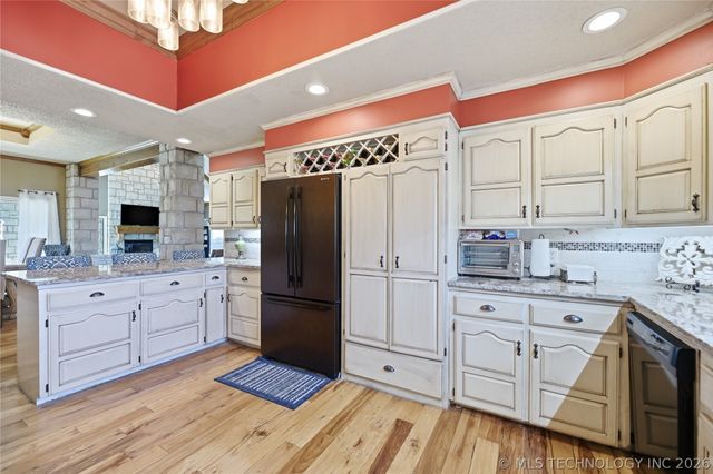 14264 S 217th West Avenue, Kellyville, OK 74039