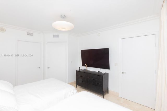 1830 S Ocean Dr 2108, Hallandale Beach, FL 33009