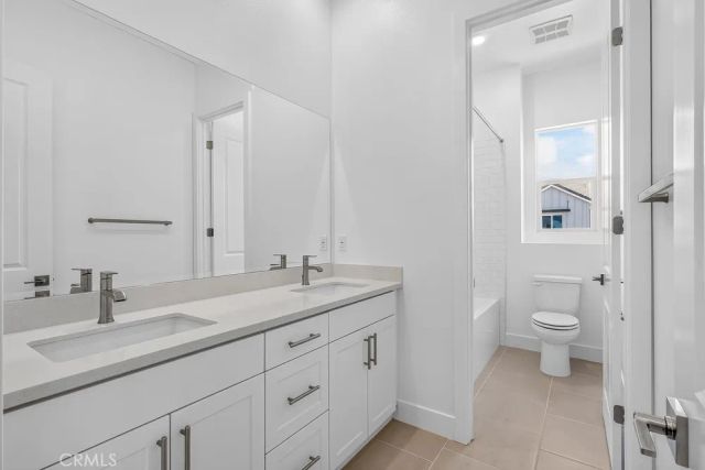 205 Briar Moon, Irvine, CA 92618