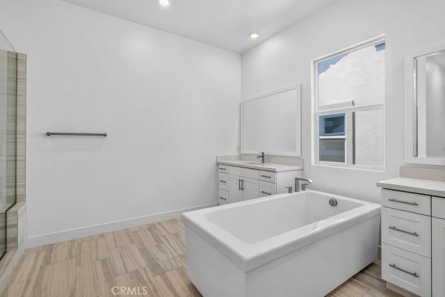 205 Briar Moon, Irvine, CA 92618
