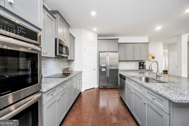 800 Rockhouse Road, Senoia, GA 30276