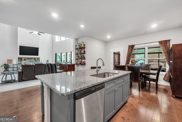 800 Rockhouse Road, Senoia, GA 30276