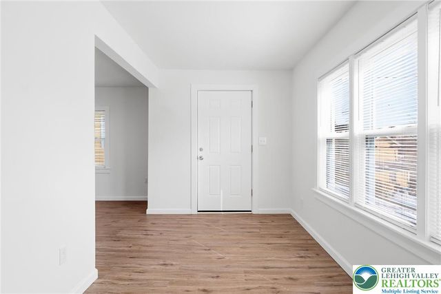 213 Spring Street, Easton, PA 18042