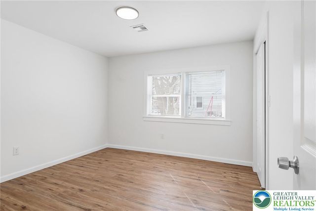 213 Spring Street, Easton, PA 18042