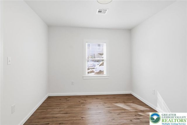 213 Spring Street, Easton, PA 18042