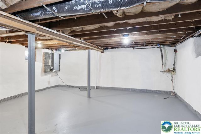 213 Spring Street, Easton, PA 18042