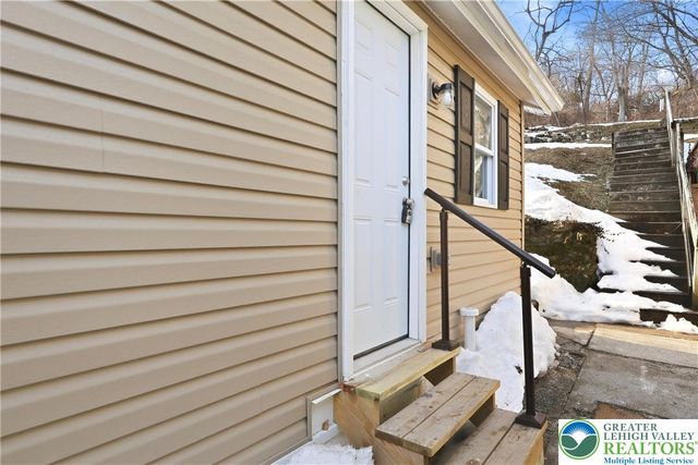 213 Spring Street, Easton, PA 18042