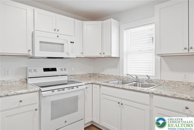 213 Spring Street, Easton, PA 18042