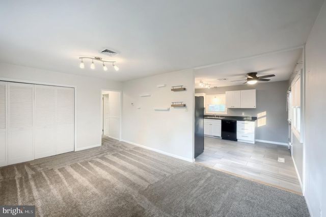 2435 DUNBAR RD, York, PA 17408