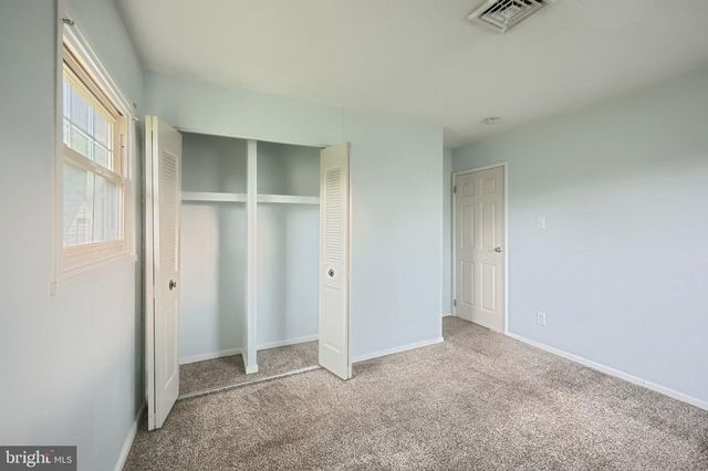 2435 DUNBAR RD, York, PA 17408