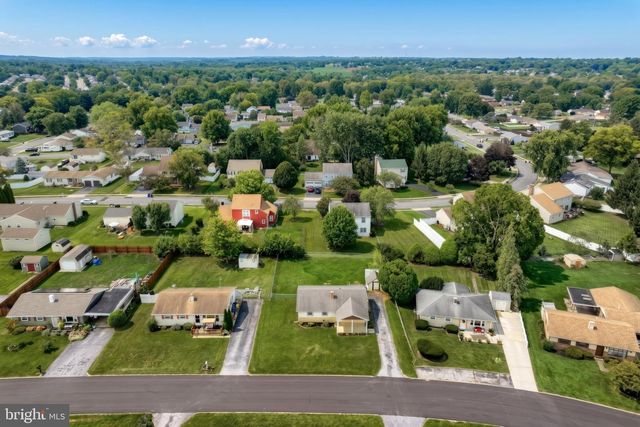 2435 DUNBAR RD, York, PA 17408