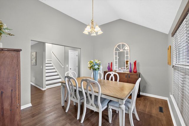 3291 N Eakins Avenue, Springfield, MO 65803