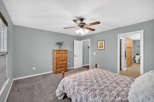 3291 N Eakins Avenue, Springfield, MO 65803