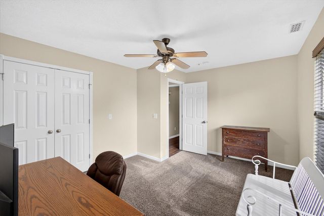 3291 N Eakins Avenue, Springfield, MO 65803