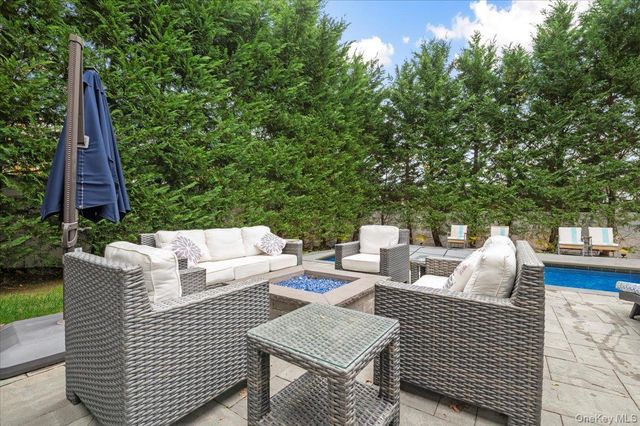 335 Summit Avenue, Cedarhurst, NY 11516