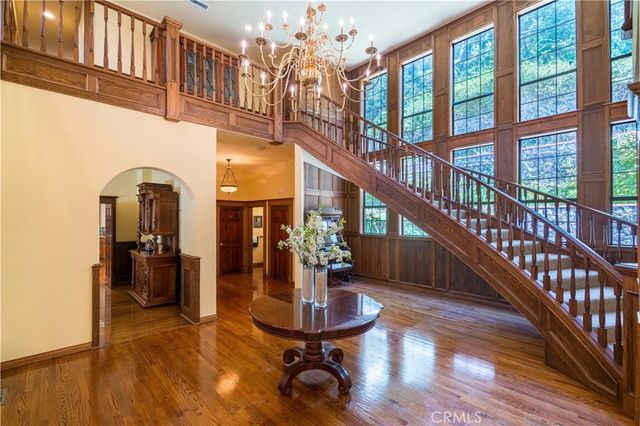 375 Berkshire Avenue, La Canada Flintridge, CA 91011