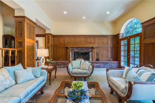375 Berkshire Avenue, La Canada Flintridge, CA 91011