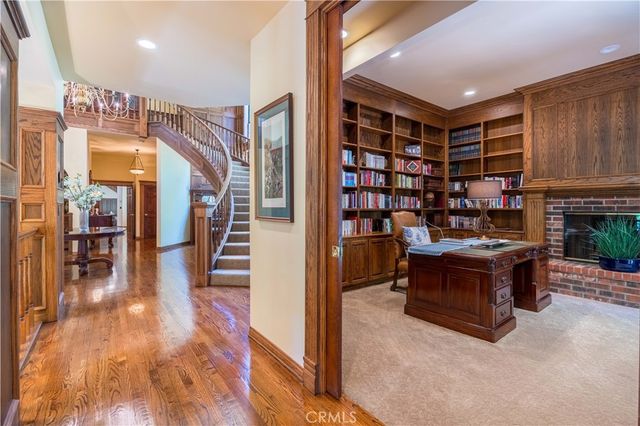 375 Berkshire Avenue, La Canada Flintridge, CA 91011