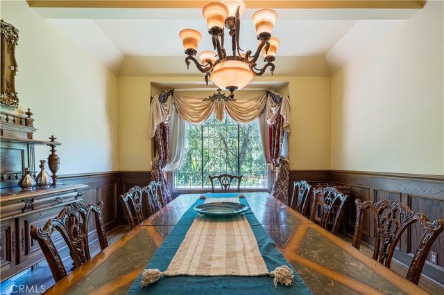 375 Berkshire Avenue, La Canada Flintridge, CA 91011